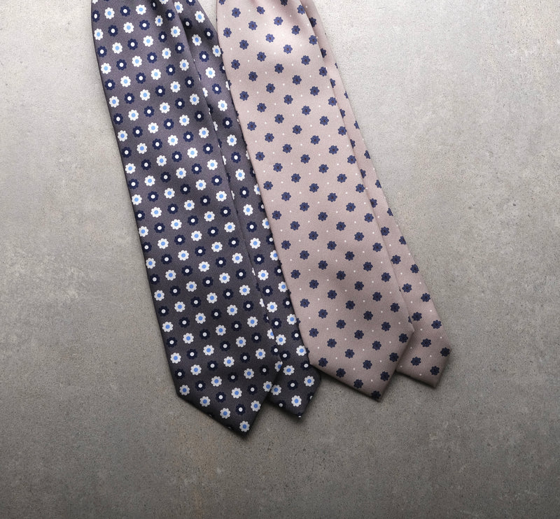 3-Fold Floral Patterned Printed Silk Tie - Grey/Navy/Beige/Light Blue - Brunati Como